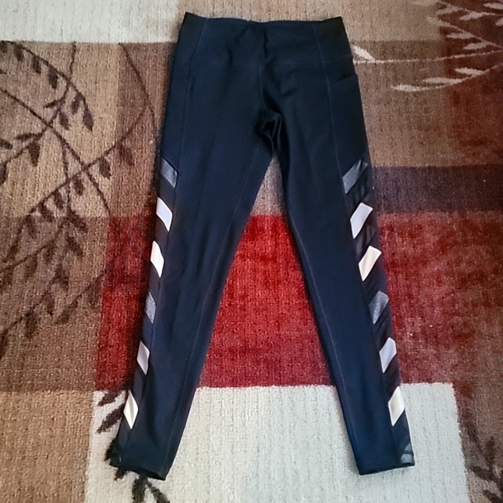 Victoria Sport Yoga Pants